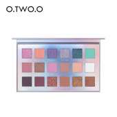 Палетка блестящих матовых теней для век O.TWO.O арт. 1006 18 g.