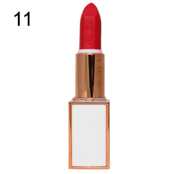 Помада Ultra Rich Lip Color O.TWO.O