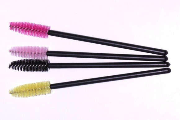 Щетка для бровей и ресниц (в ассортименте)