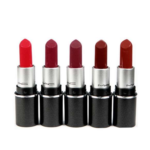 Помада М.А.С. Look In A Box Baby Be Cool (5шт*1.8g) Помада М.А.С. Look In A Box Baby Be Cool (5шт*1.8g)