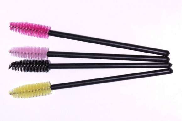 Щетка для бровей и ресниц 1 шт (цвета в ассортименте)