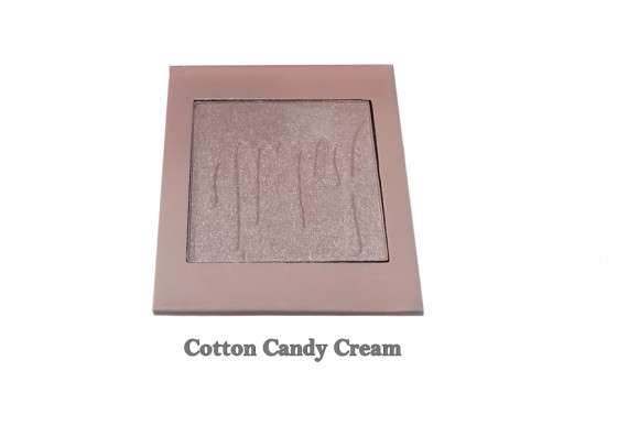 Пудра-иллюминатор Kylie 9.5g