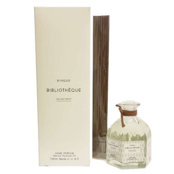 Аромадиффузор с палочками Byredo Bibliotheque Home Parfum 100 ml Аромадиффузор с палочками Byredo Bibliotheque Home Parfum 100 ml