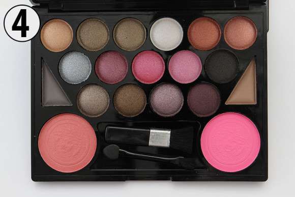 Тени + Румяна Versace Fairytale Princess-limites Version 42g Тени + Румяна Versace Fairytale Princess-limites Version 42g