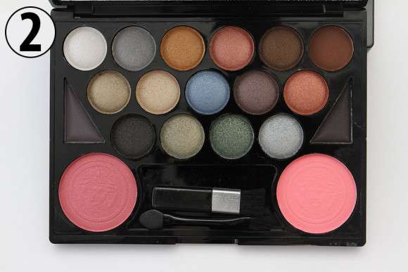 Тени + Румяна Versace Fairytale Princess-limites Version 42g Тени + Румяна Versace Fairytale Princess-limites Version 42g