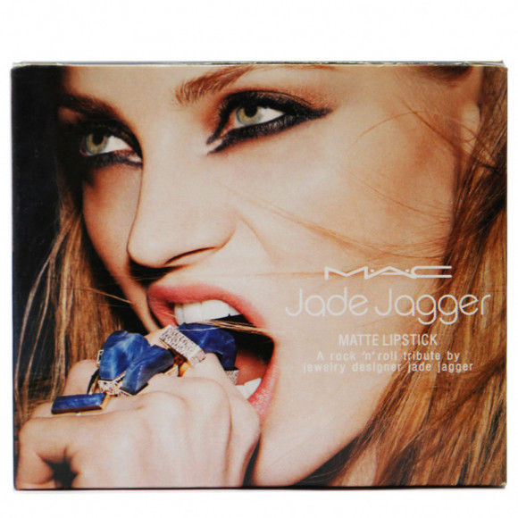 Помада матовая для губ МАК Jade Jagger 12 шт. Помада матовая для губ МАК Jade Jagger 12 шт.